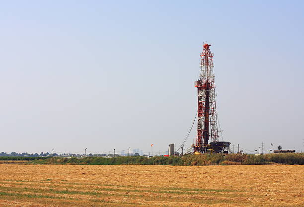 istock Jack Up Rig in Israel 147638777