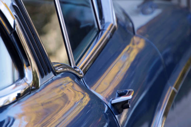 istock Door of a blue vintage car 1476464021