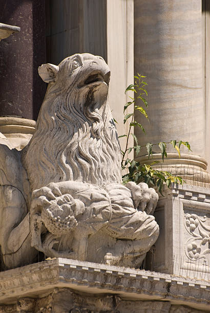 istock Gargoyle on Side of Basilica di San Marco 147648231