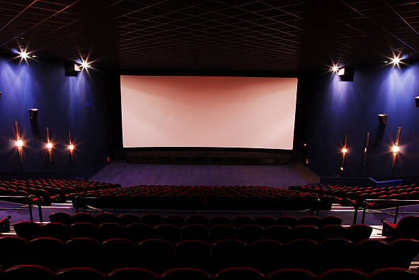 dark empty cinema cinema large screen stock pictures, royalty-free photos & images