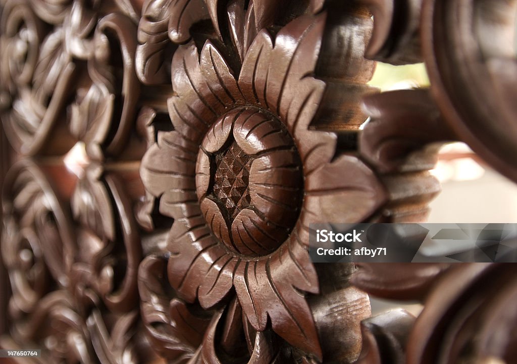 Holzschnitzerei von Blumen-Muster. - Lizenzfrei Holz Stock-Foto