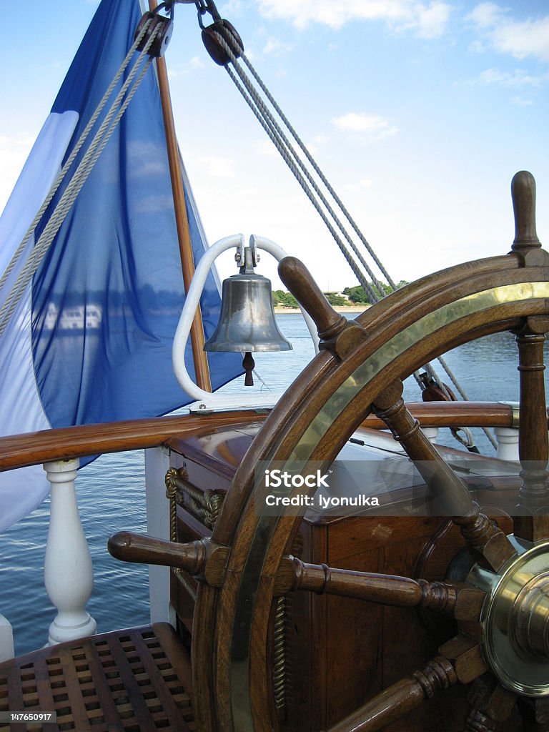 Nave di timone - Foto stock royalty-free di Antico - Vecchio stile