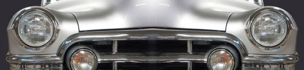 오래 된 빈티지 자동차의 세부 프런트 헤드라이트 - hood car headlight bumper 뉴스 사진 이미지