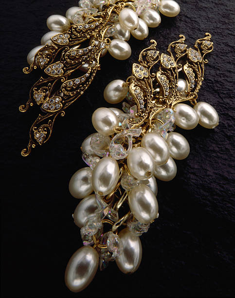 istock old pearl jewel 147651985
