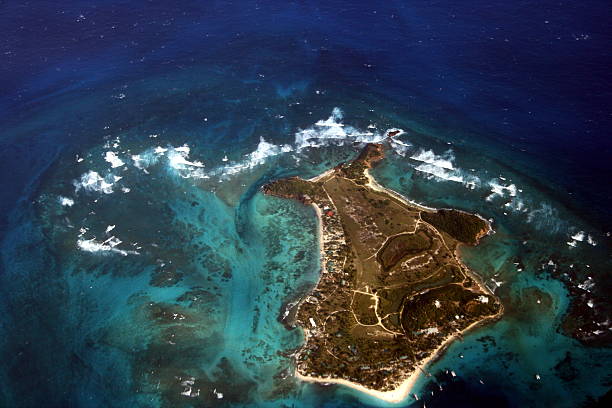 、グレナディーン諸島パームアイランド - palm island ストックフォトと画像
