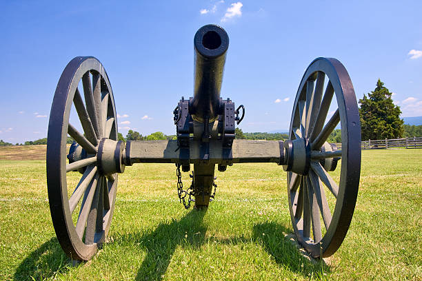 istock Cannon at Antietam Battlefield 147655497
