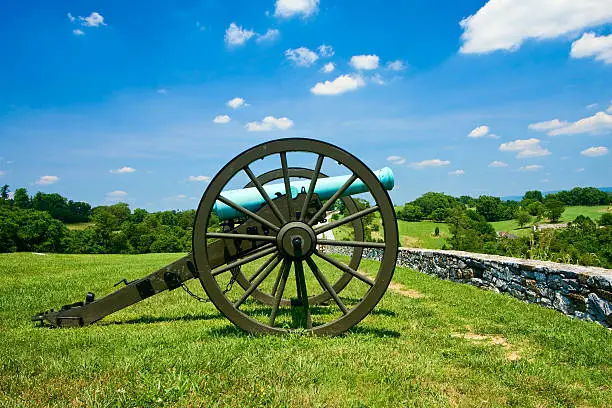 Lone cannon overlooking Antietam Battlefield, Sharpsburg, MD.