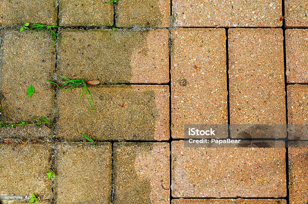 Ziegelsteine schmutzig und reinigen - Lizenzfrei Terrasse - Grundstück Stock-Foto