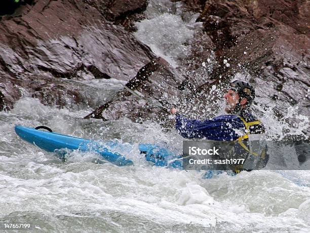 뗏목 남자 강에 대한 스톡 사진 및 기타 이미지 - 강, 경쟁자, 급류-강