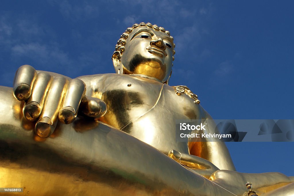 Złoty Budda - Zbiór zdjęć royalty-free (Antyczny)