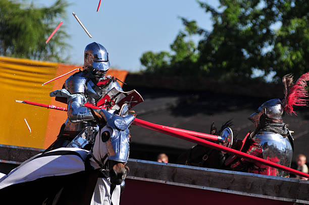 joute à la lance-médiévale des chevaliers. - joute photos et images de collection