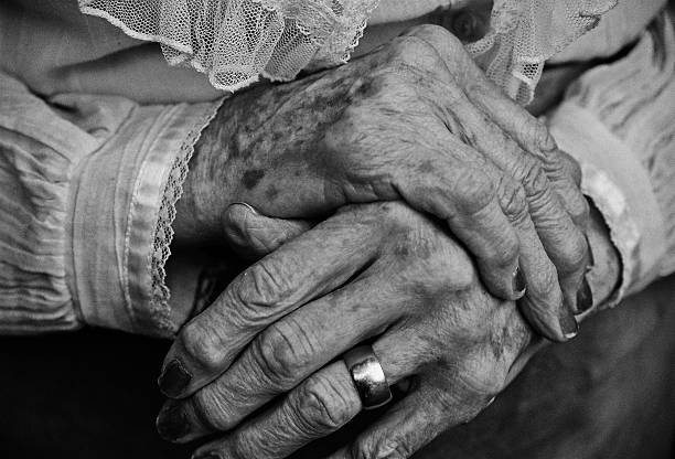 istock Hands of an Old Woman 147666514