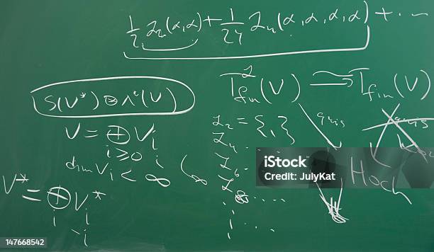 수기 과학적이다 수학의 공식 녹색 Blackboard 0명에 대한 스톡 사진 및 기타 이미지 - 0명, 강당, 과학