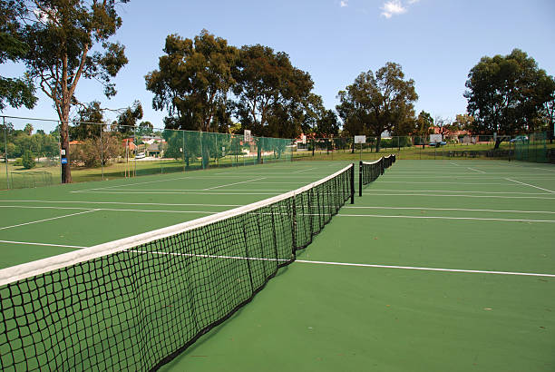 istock public tennis courts 147669912