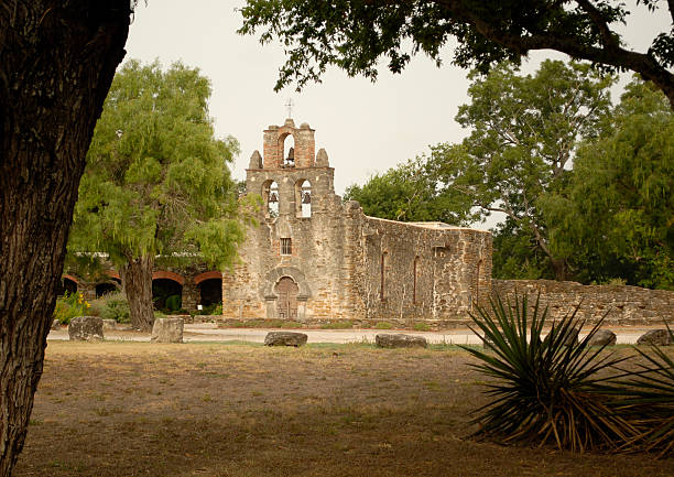 istock Mission San Antonio Tx 147669988