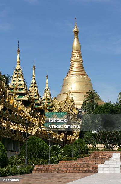 Foto de Pagode De Shwedagon e mais fotos de stock de Arranjar - Arranjar, Azul, Buda