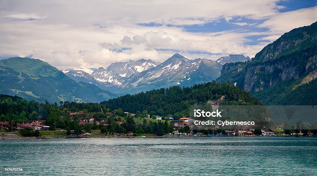 Municipalidad de de Brienz, Berna, Suiza - Foto de stock de Agua libre de derechos