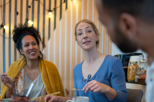 istock Breakfast in pajamas with visiting friends 1476724348