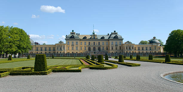 istock Royal castle Drottningholm 147673377