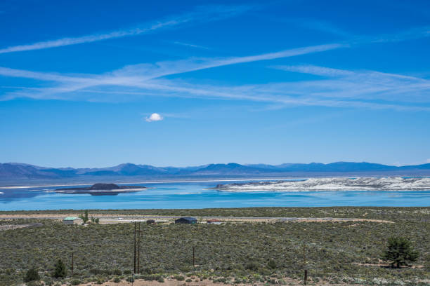 istock Mono Lake South Tufa Views 1476736963
