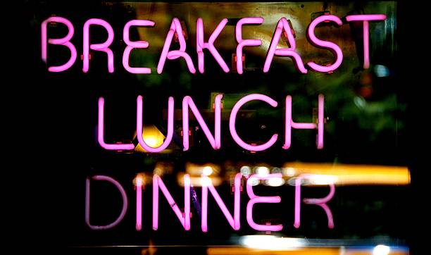 istock Breakfast Lunch and Dinner Neon Sign 147674750