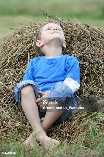 Vassoio Estate - Fotografie stock e altre immagini di 6-7 anni - 6-7 anni, Adulto, Allegro