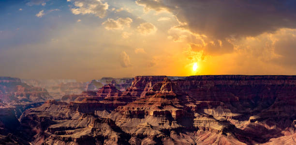 vista sul grand canyon - south rim foto e immagini stock