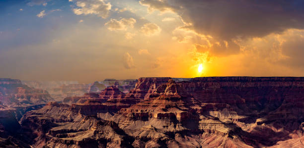 view to Grand Canyon view to Grand Canyon in late afternoon light south rim stock pictures, royalty-free photos & images