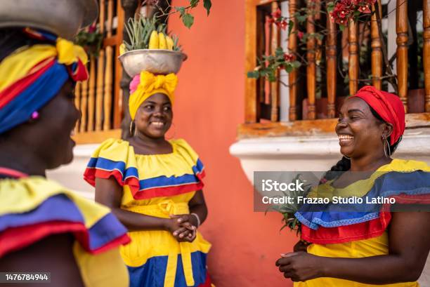 Palenqueras Talking On The Street In Cartagena Colombia Stock Photo - Download Image Now