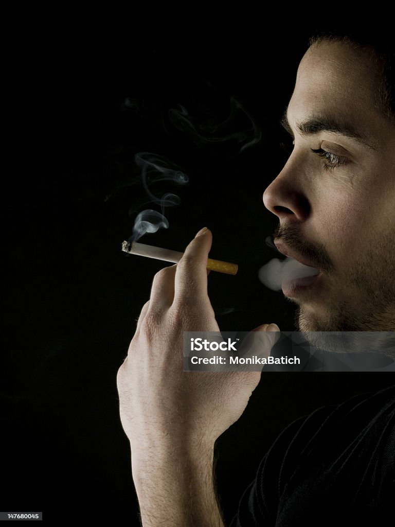 Leidenschaftliche Raucher - Lizenzfrei Abgeschiedenheit Stock-Foto