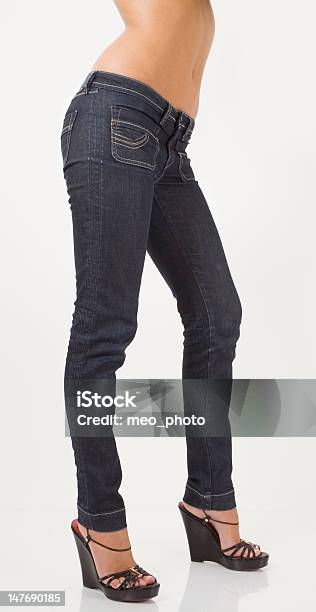 Solo Un Paio Di Jeans - Fotografie stock e altre immagini di Abbigliamento - Abbigliamento, Abbigliamento casual, Abbigliamento intimo