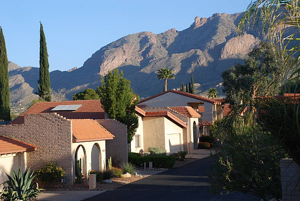 monts tucson - house southwest usa residential structure adobe photos et images de collection