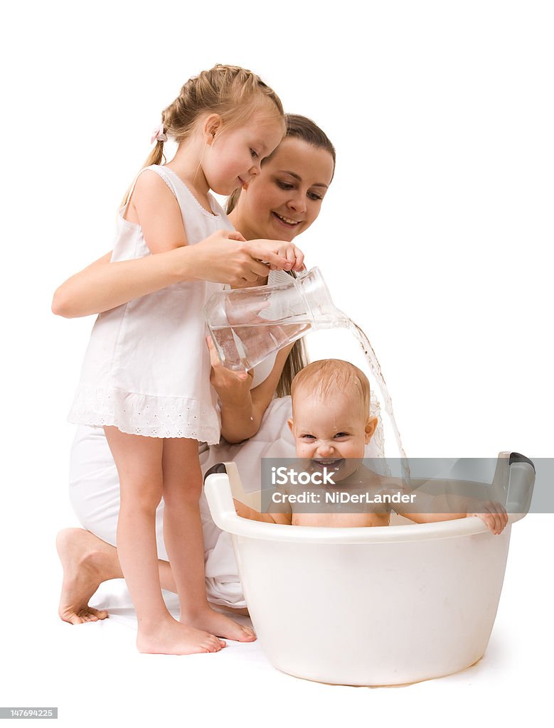 Ragazza con vasca da bagno - Foto stock royalty-free di Bebé