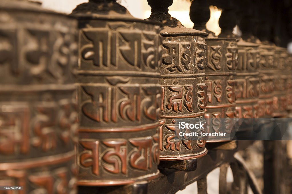 Rodas de oração no Templo do Macaco, Kathmadu, Nepal - Foto de stock de Amor royalty-free