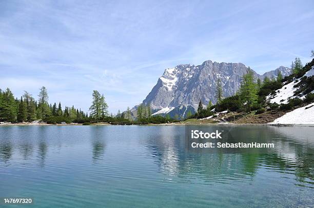 Photo libre de droit de Zugspitze De Seebensee banque d'images et plus d'images libres de droit de Allemagne - Allemagne, Autriche, Bavière