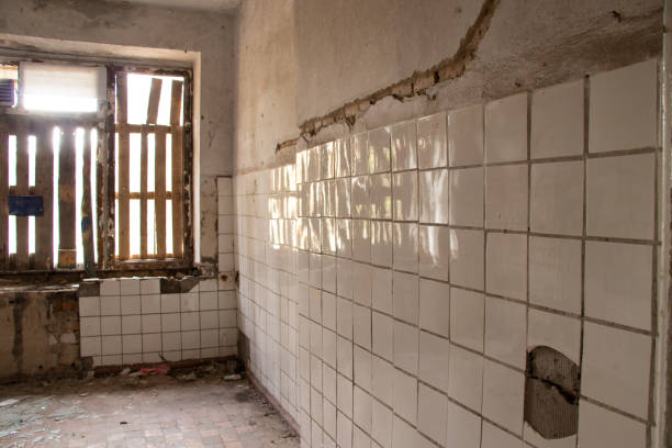 istock old abandoned unfinished building, house 1476973950