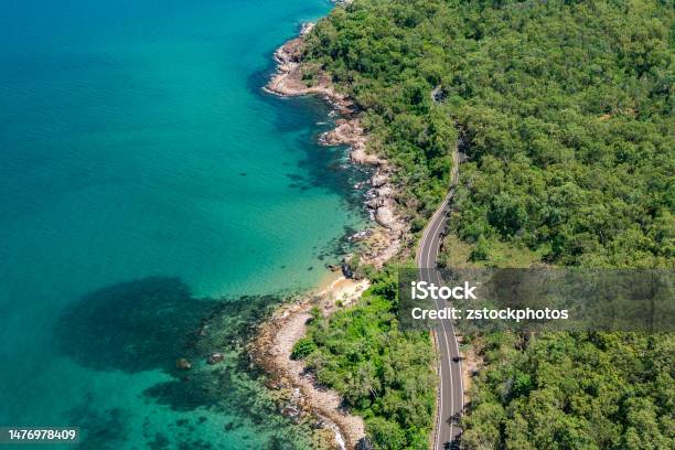 The Amazing Captain Cook Highway Where The Rainforest Meets The Reef Stock Photo - Download Image Now
