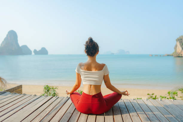 istock Yoga sea meditation work out 1477001779
