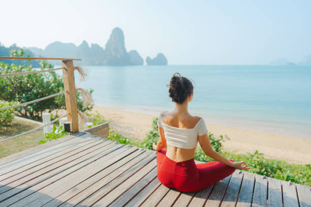 istock Yoga sea meditation work out 1477001785