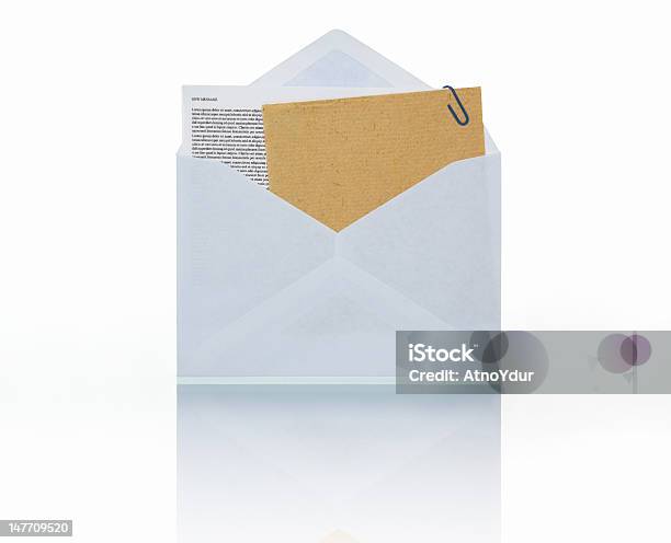 Mail Con Un Allegato - Fotografie stock e altre immagini di Alfabeto - Alfabeto, Amore, Aperto