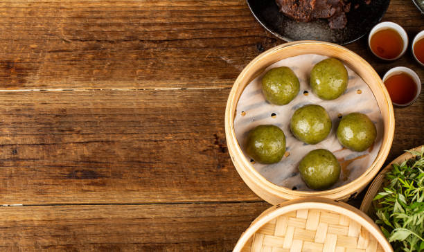 istock Chinese food snacks, green dumpling 1477132136