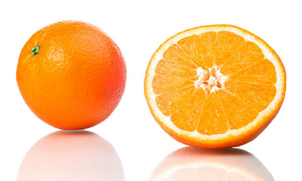 saftige orangen erfrischung, isoliert auf weißem hintergrund - vibrant color part of full studio shot stock-fotos und bilder