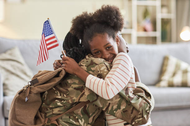 istock Little daughter happy to see her mom 1477180939