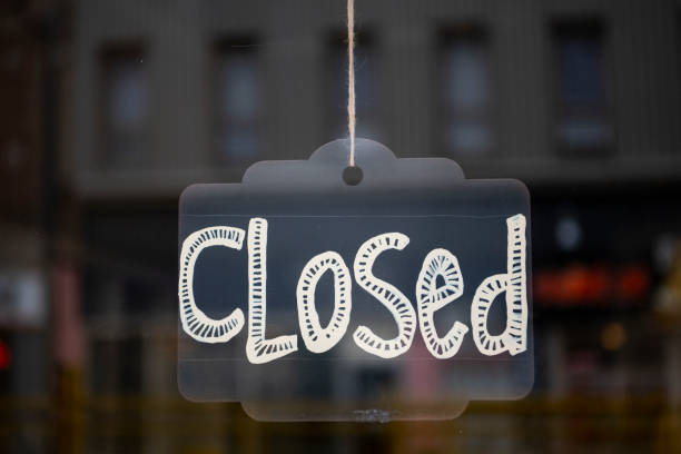 istock closed sign during covid 19 pandemic 1477211781