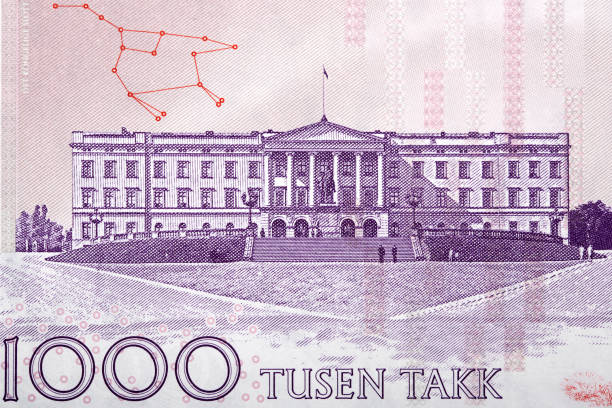 istock Royal Palace in Oslo from money 1477215573