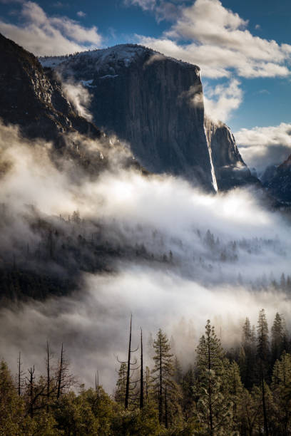 istock Yosemite valley in the mist 1477238681