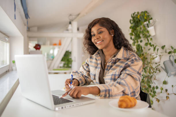 istock Entrepreneur is running her online business 1477278520