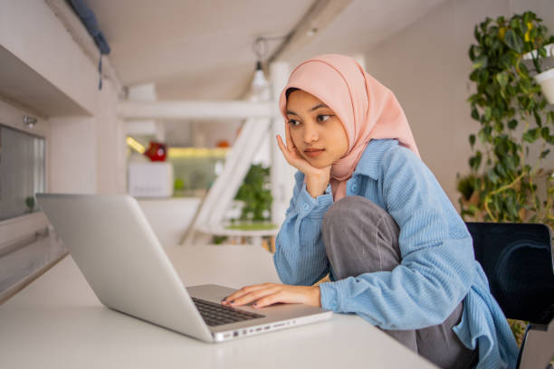 istock Entrepreneur is running her online business 1477278628