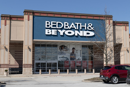 Noblesville - Circa March 2023: Bed Bath and Beyond store. Bed Bath and Beyond carries cleaning supplies, health, wellness and personal care products.
