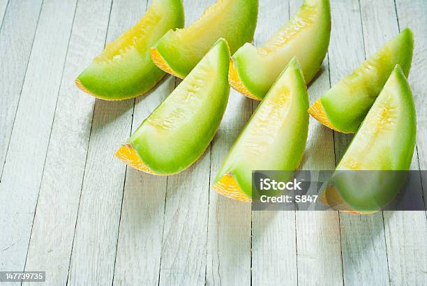Photo libre de droit de Melon Despagne banque d'images et plus d'images libres de droit de Melon d'Espagne - Melon d'Espagne, Aliment, Aliment en portion